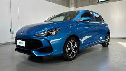 Blu/azzurro Usata 2024 MG MG3 Luxury Due volumi | 17.450 € (Buon prezzo)