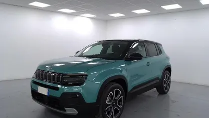 Begagnad Jeep Avenger Summit 101 HK (74 kW) 2024 Blå SUV