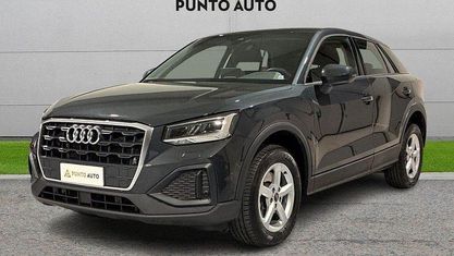 Käytetty Audi Q2 Business 150 HP (110 kW) 2024 Harmaa Katumaasturi
