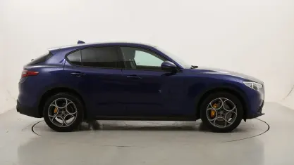 Usata Alfa Romeo Stelvio Sprint 190 CV (139 kW) 2021 Blublu SUV