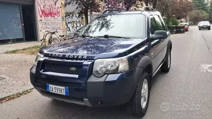 Usata Land Rover Freelander 111 CV (81 kW) 2004 Bluazzurro SUV