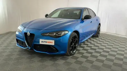 Blu Usata 2024 Alfa Romeo Giulia Veloce Tre volumi | 40.999 € (Super prezzo)