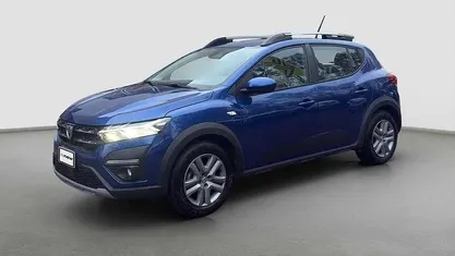 Usata 2023 Dacia Sandero Comfort Tre volumi | 14.900 € (Buon prezzo)