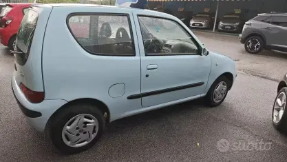 Usata Fiat 600 Active 54 CV (39 kW) 2007 Bluazzurro Utilitaria