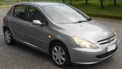 Usata Peugeot 307 107 CV (78 kW) 2004 Grigio Berlina