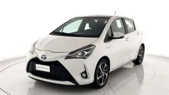 Bianco Usata 2017 Toyota Yaris Hybrid Style Due volumi | 11.200 € (Buon prezzo)