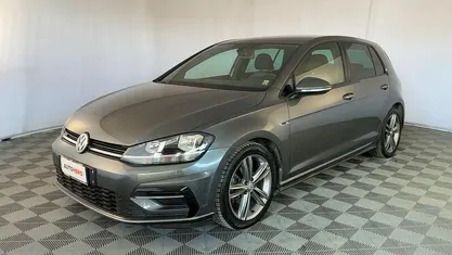 Usata VW Golf VII Sport 115 CV (84 kW) 2019 Grigio