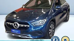 Blu metallizzato Usata 2022 Mercedes GLA180 Executive SUV | 31.500 € (Ottimo prezzo)