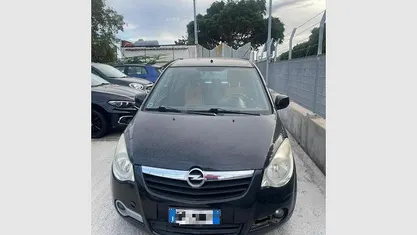 Usata Opel Agila Enjoy 86 CV (63 kW) 2008 Nero Utilitaria