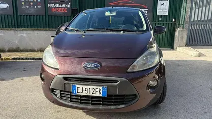 Bronzo Usata 2011 Ford Ka Tre volumi | 2350 € (Super prezzo)