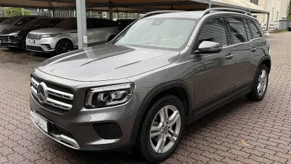 Gebraucht Mercedes GLB180 116 PS (85 kW) 2021 Grau SUV
