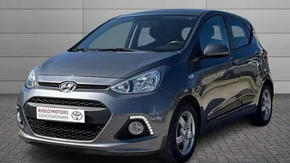 Usata Hyundai i10 67 CV (49 kW) 2016 Grigio Utilitaria