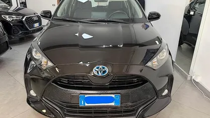 Usata Toyota Yaris Hybrid Business Edition 2023 Nero Berlina