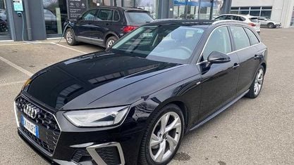 Käytetty Audi A4 S-Line 163 HP (119 kW) 2022 Musta Farmari