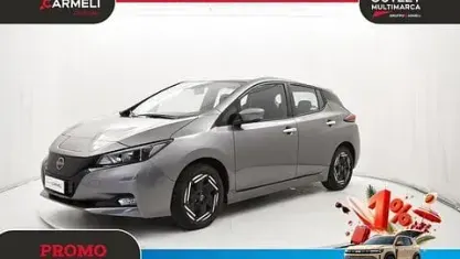 Usata Nissan Leaf Acenta 110 kW (150 CV) 2023 Dark metal grey Utilitaria