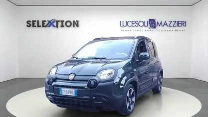 Verde Usata 2025 Fiat Panda Cross Cross Due volumi | 13.900 € (Buon prezzo)