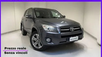 Usata Toyota RAV4 Executive 150 CV (110 kW) 2009 Grigio scuro SUV
