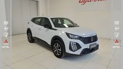 Usata Peugeot 2008 Active 102 CV (75 kW) 2024 SUV