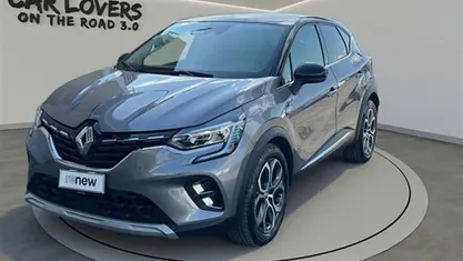 Usata Renault Captur Techno 101 CV (74 kW) 2023 Xnk be style milano (grigio SUV