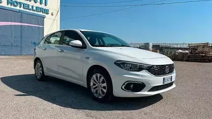 Usata Fiat Tipo Business 120 CV (88 kW) 2020 Bianco Berlina