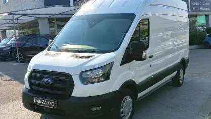 Usata Ford Transit Trend 170 CV (125 kW) 2023 Bianco pastello Furgone