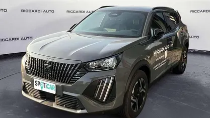 Usata Peugeot 2008 Allure 145 CV (106 kW) 2025 SUV