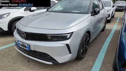 Usata 2023 Opel Astra Business Elegance Tre volumi | 29.250 € (Buon prezzo)