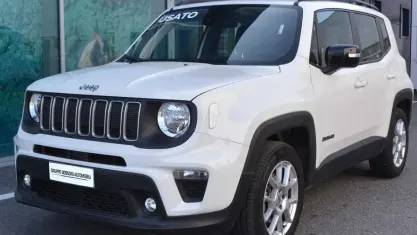 Begagnad Jeep Renegade Limited 131 HK (96 kW) 2024 SUV