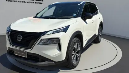 Usata Nissan X-Trail N-Connecta 158 CV (116 kW) 2023 Bic.bianco/tetto nero SUV