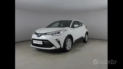 Occasion Toyota C-HR Active 122 ch (89 kW) 2021 Blanc SUV