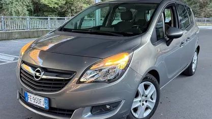 Usata Opel Meriva 120 CV (88 kW) 2016 Monovolume