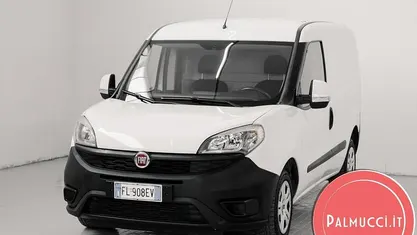 Bianco Usata 2017 Fiat Doblò Monovolume | 10.900 € (Buon prezzo)