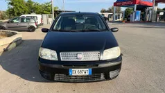 Nero Usata 2009 Fiat Punto Active Due volumi | 3000 € (Buon prezzo)