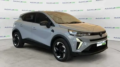 Nuova Renault Captur Techno 122 CV (89 kW) 2026 Grigio SUV