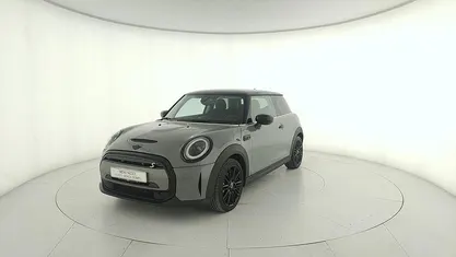 Usata Mini Cooper SE Classic 75 kW (102 CV) 2022 Grigio Utilitaria