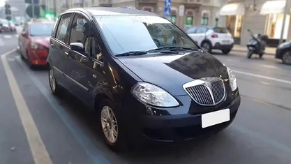 Usata Lancia Musa 95 CV (69 kW) 2005 Monovolume