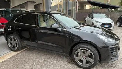 Usata Porsche Macan 250 CV (183 kW) 2016 Nero SUV