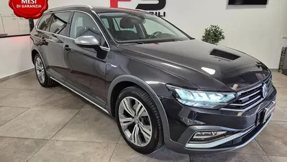 Usata VW Passat Alltrack 200 CV (147 kW) 2021 Grigio Station wagon