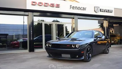 Usata 2016 Dodge Challenger SXT Coupé | 29.900 €