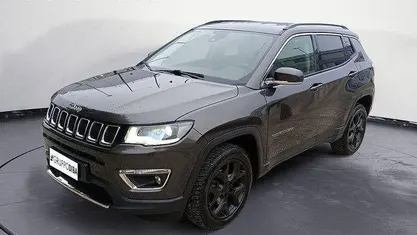 Usata Jeep Compass Limited 140 CV (102 kW) 2019 Grigio SUV