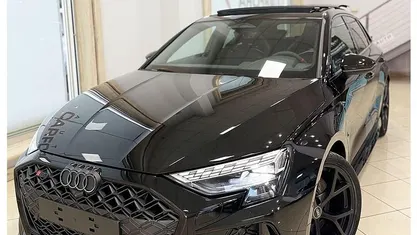 Usata Audi RS3 Ambiente 400 CV (294 kW) 2026 Berlina