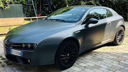 Begagnad Alfa Romeo Brera 170 HK (125 kW) 2010 Grå Sportkupé