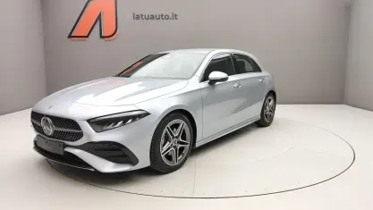 Usata Mercedes A180 AMG Line Premium 136 CV (100 kW) 2025 Grigio Utilitaria
