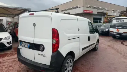 Usata Fiat Doblò 120 CV (88 kW) 2014 Bianco Monovolume