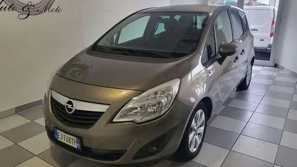 Usata 2011 Opel Meriva Cosmo Monovolume | 2490 € (Super prezzo)