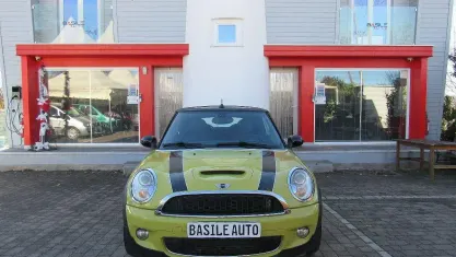 Usata Mini Cooper S Cabriolet 175 CV (128 kW) 2009 Giallo Cabrio