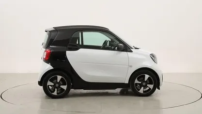Usata Smart ForTwo Coupé Passion 41 kW (56 CV) 2022 Utilitaria