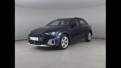 Blu Usata 2025 Audi A3 Business Tre volumi | 37.400 € (Buon prezzo)