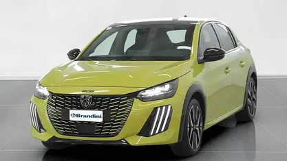 Usata Peugeot e-208 GT 61 kW (84 CV) 2023 Utilitaria