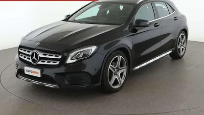 Usata Mercedes GLA200 Premium 136 CV (100 kW) 2018 Nero SUV